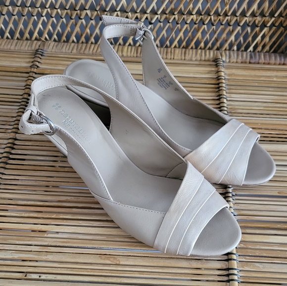 Naturalizer N5 Comfort Wedge Heels Champagne Glittery - Picture 2 of 5